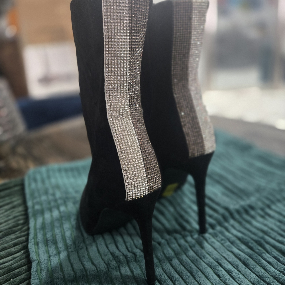 Steve Madden Black and Silver Heeled Boots